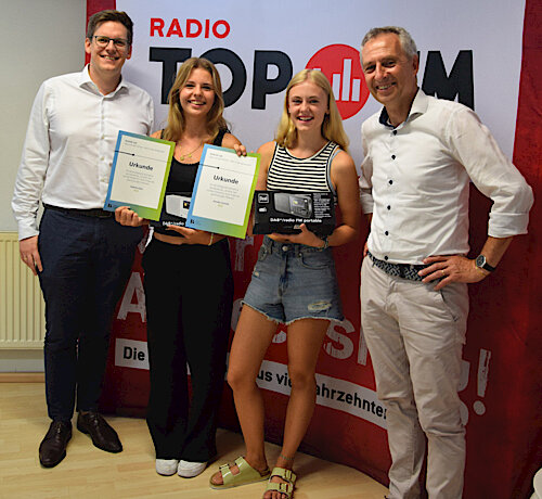 Projekt „KLASSE Job: Raus aus der Schule – rein in die Wirtschaft!“ – Besuch bei Radio TOP FM